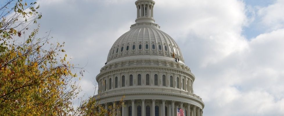 Senators claim FCC failed to manage funding for COVID-19, rural telehealth programs